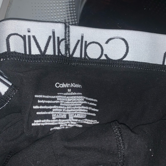 Calvin Klein and Lucky brand men’s boxer briefs size medium and one small. Lot - Picture 5 of 8